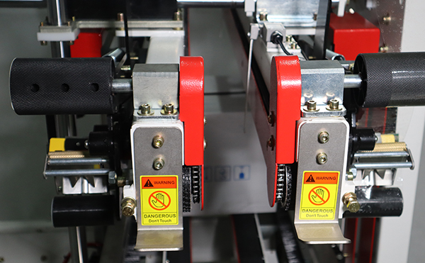 側(cè)封式封箱機(jī),封箱機(jī),包裝機(jī)生產(chǎn)廠(chǎng)家,高臻智能